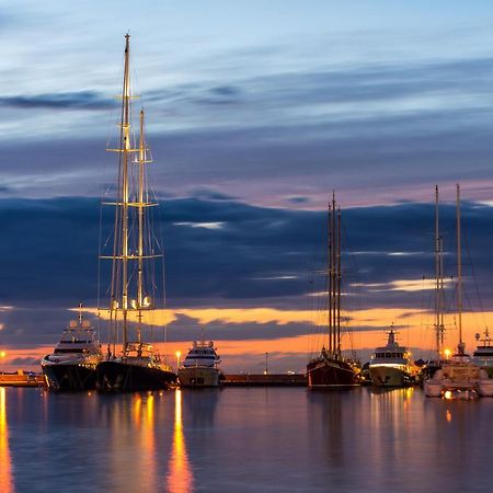 Poseidon Apartmani Бибинье Экстерьер фото