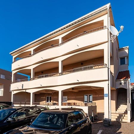 Poseidon Apartmani Бибинье Экстерьер фото