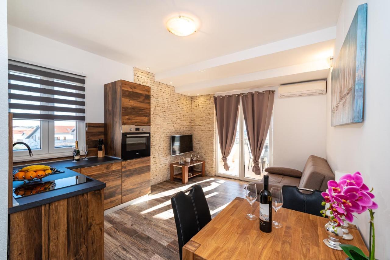 Poseidon Apartmani Бибинье Экстерьер фото